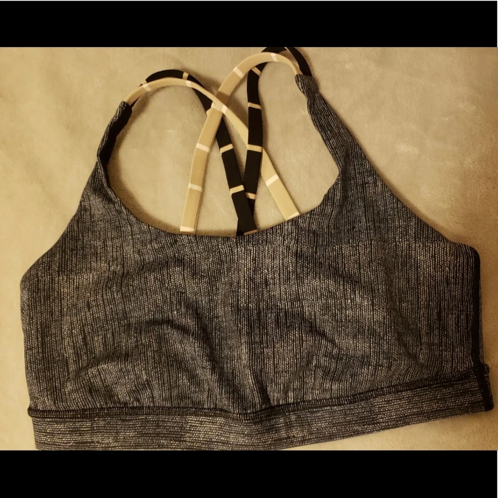 NWOT Lululemon sports bra